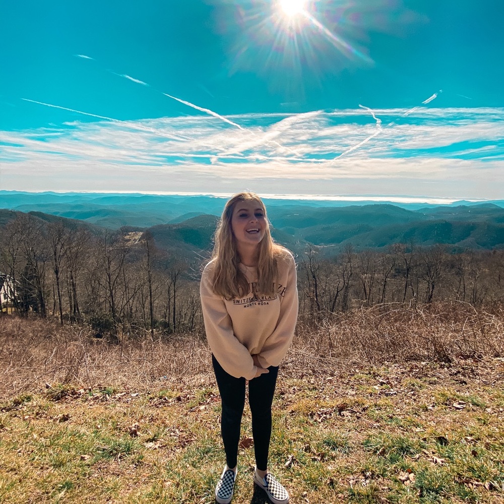 Meet your Posher, Hailey